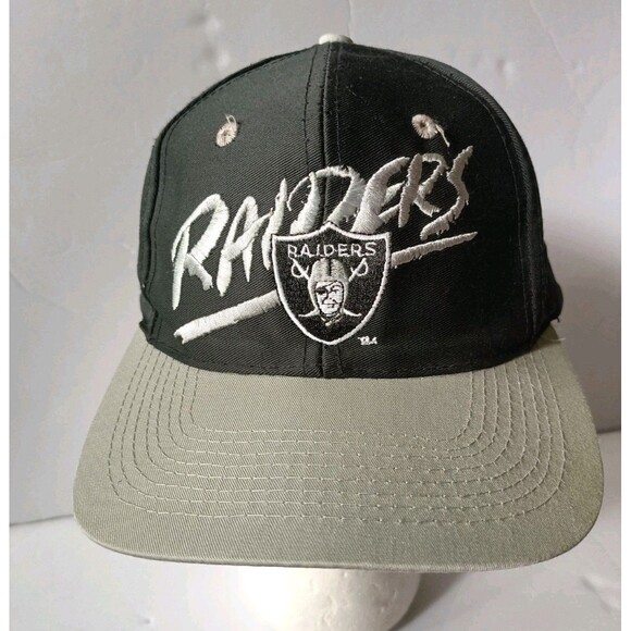 Vintage Oakland Raiders Snapback Hat White Silver 90s Embroidered - Picture 1 of 7